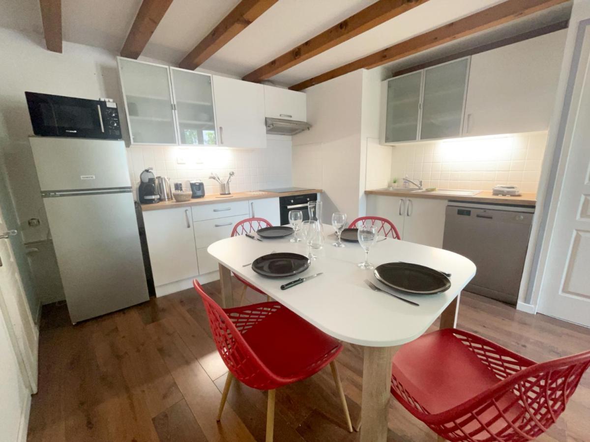 Spacieux Duplex Central Avec Terrasse Tropezienne ซาลง-เดอ-โพรวองซ์ ภายนอก รูปภาพ