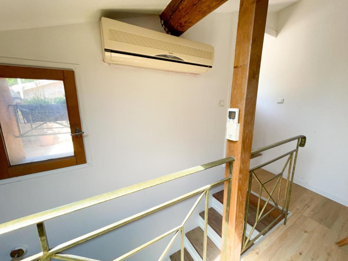Spacieux Duplex Central Avec Terrasse Tropezienne ซาลง-เดอ-โพรวองซ์ ภายนอก รูปภาพ
