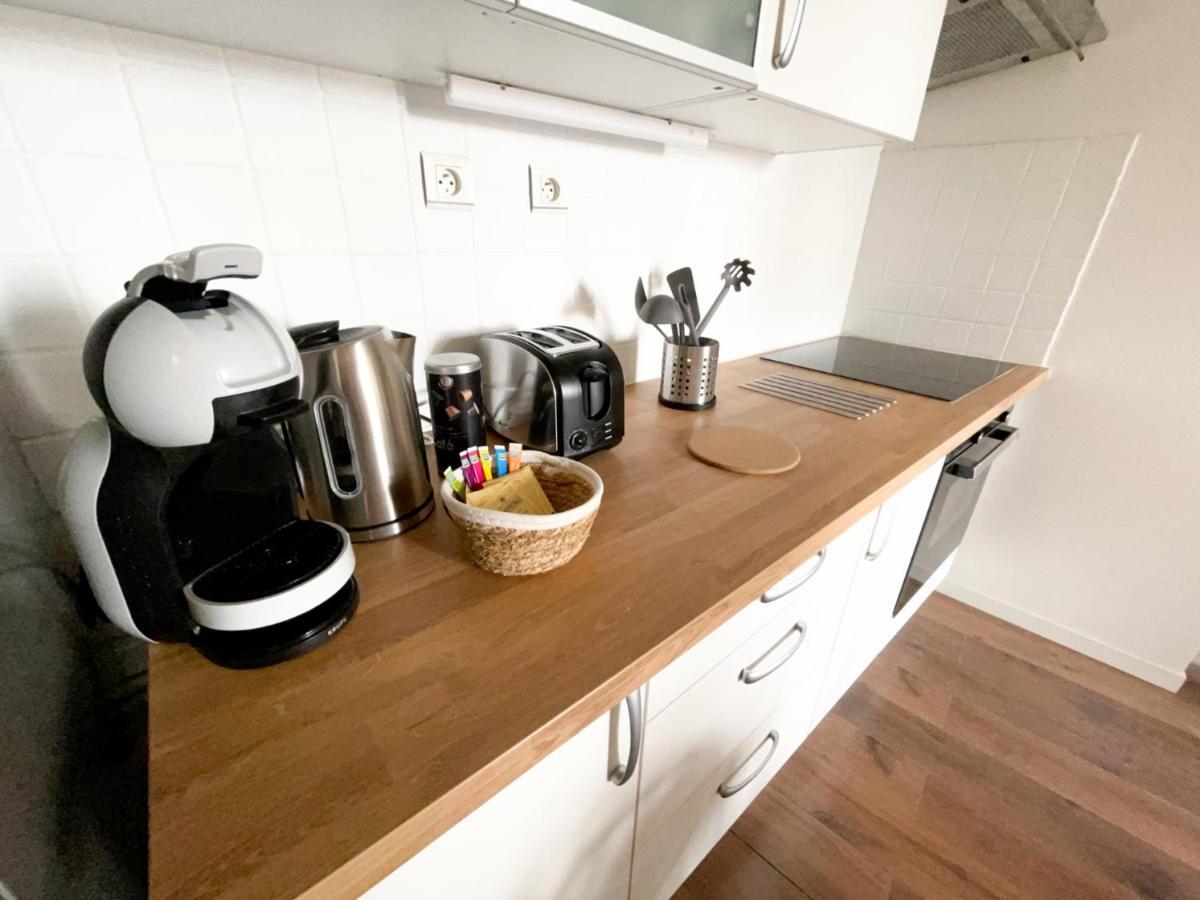 Spacieux Duplex Central Avec Terrasse Tropezienne ซาลง-เดอ-โพรวองซ์ ภายนอก รูปภาพ